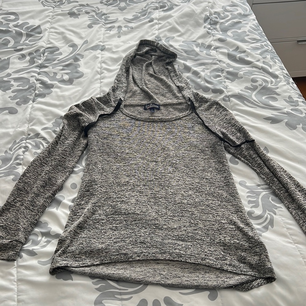 Grey hooded sweater